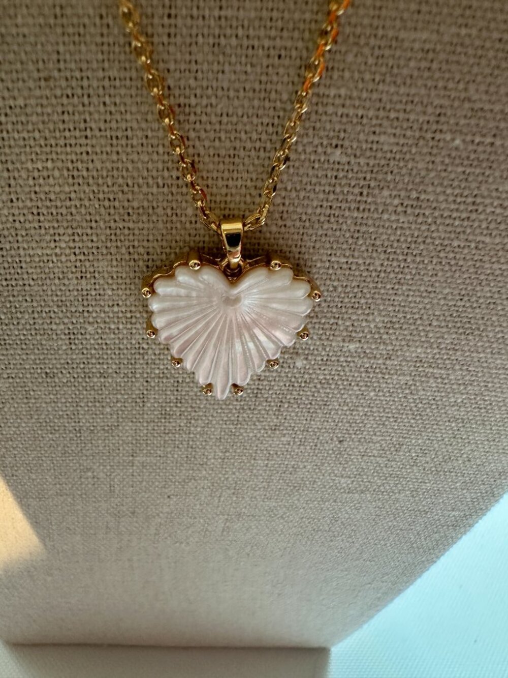 Park Lane Jewelry Buttercream necklace NWT!  Embossed Mother of pearl heart!